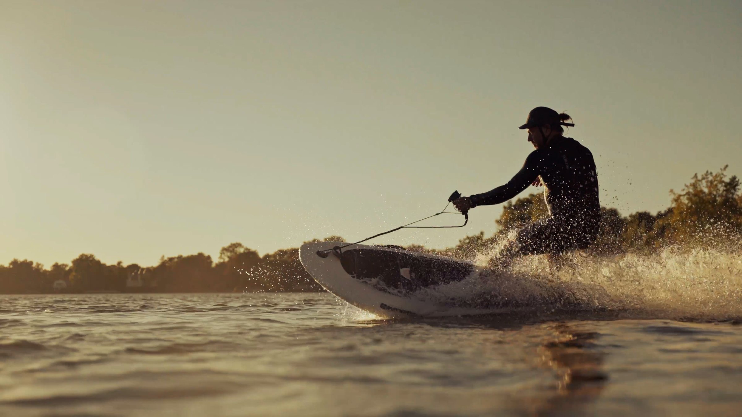 E-Surf Sport evening water demo